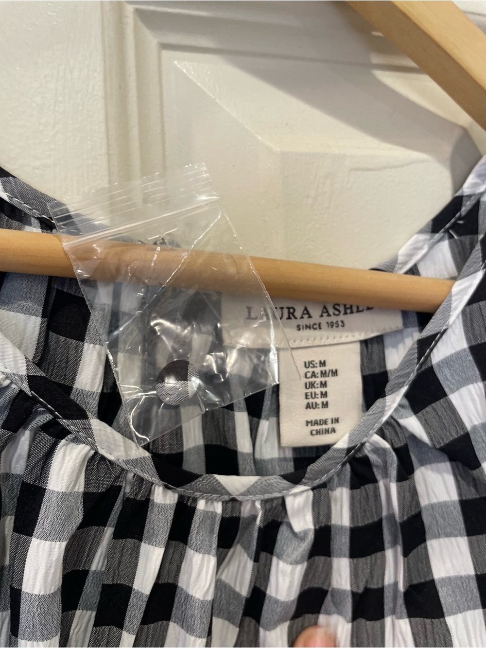 NWT Laura Ashley Black and White Gingham Sleeveless Top - Picture 3 of 6